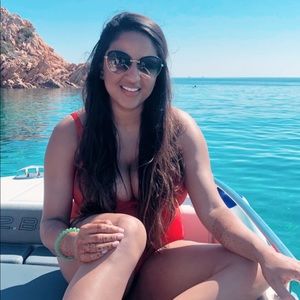 Meet your Posher, Shaili